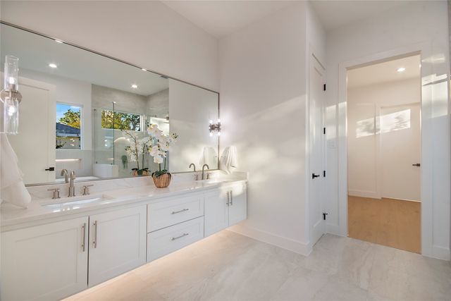 2426 Douglas Avenue, Dallas, TX 75219