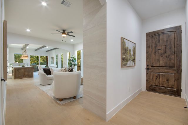 2426 Douglas Avenue, Dallas, TX 75219
