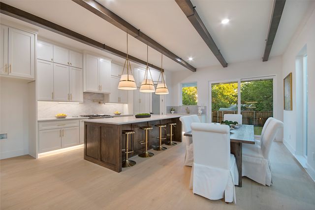 2426 Douglas Avenue, Dallas, TX 75219