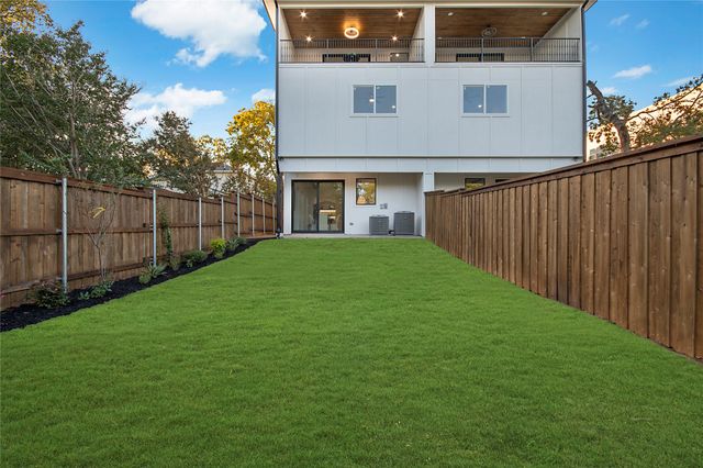 2426 Douglas Avenue, Dallas, TX 75219