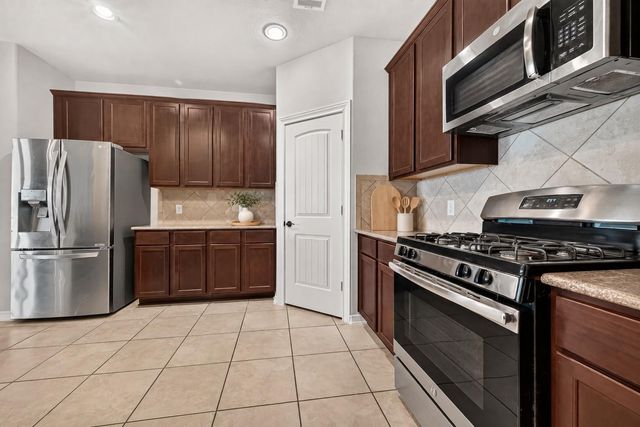 3658 Diamond Creek Drive, Missouri City, TX 77459