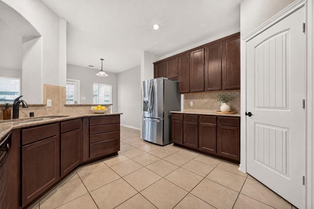 3658 Diamond Creek Drive, Missouri City, TX 77459