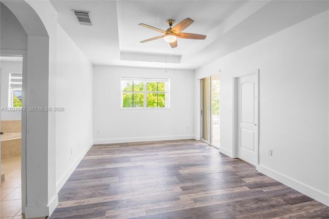 16001 SW 43rd Ter 16001, Miami, FL 33185