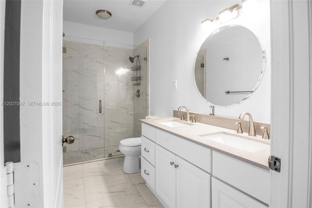16001 SW 43rd Ter 16001, Miami, FL 33185