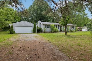 11170 Challenge Dr, Bon Aqua, TN 37025