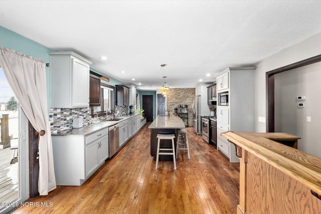 8300 Noward Road, Waterville, OH 43566