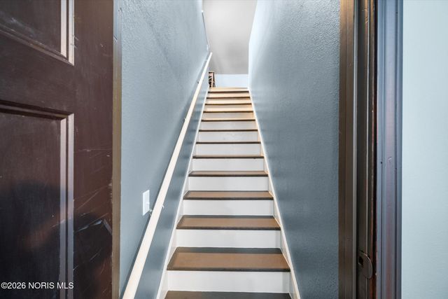 8300 Noward Road, Waterville, OH 43566