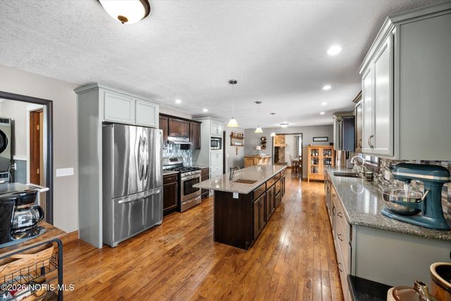 8300 Noward Road, Waterville, OH 43566