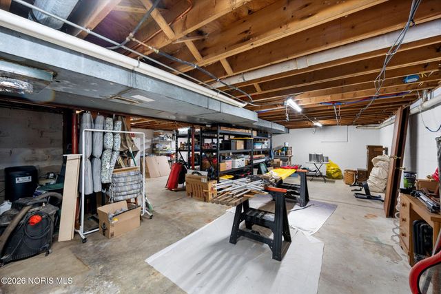 8300 Noward Road, Waterville, OH 43566