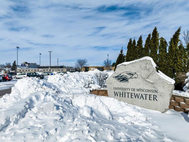 1591 Meadowview COURT, Whitewater, WI 53190