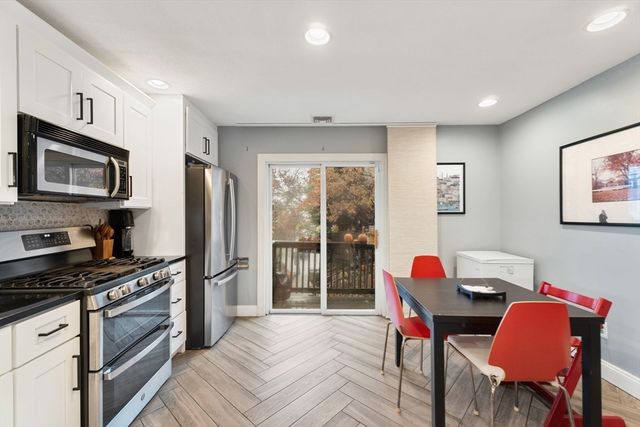 890 Winthrop Ave 2, Revere, MA 02151