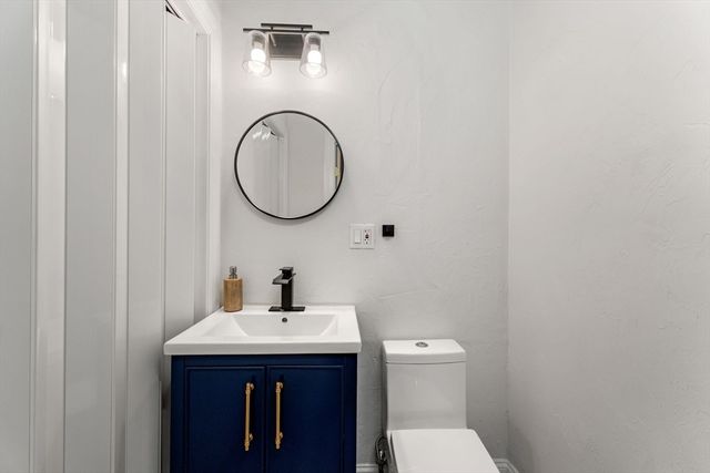 890 Winthrop Ave 2, Revere, MA 02151