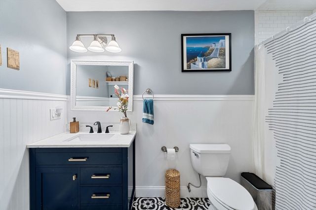 890 Winthrop Ave 2, Revere, MA 02151