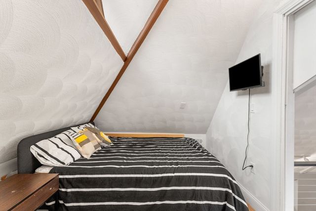 890 Winthrop Ave 2, Revere, MA 02151