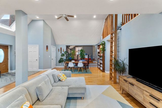 890 Winthrop Ave 2, Revere, MA 02151