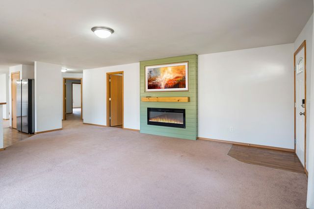 2350 NW Rimrock Loop, Redmond, OR 97756