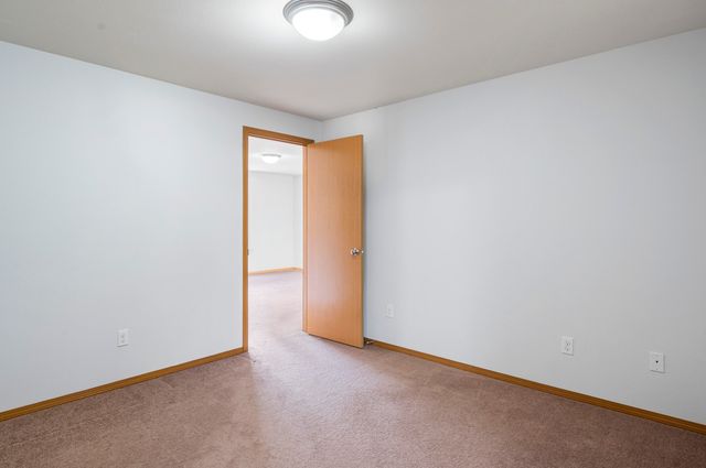 2350 NW Rimrock Loop, Redmond, OR 97756