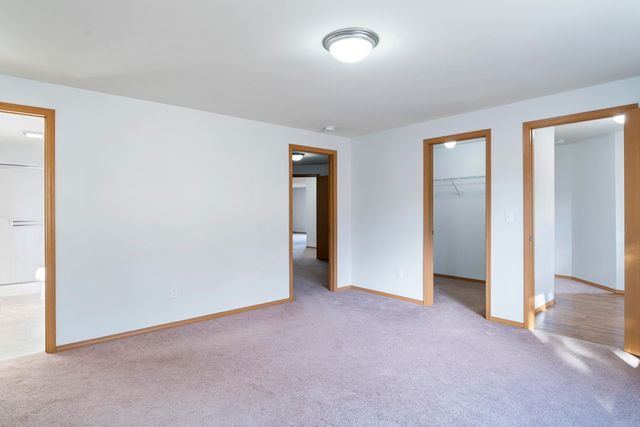 2350 NW Rimrock Loop, Redmond, OR 97756