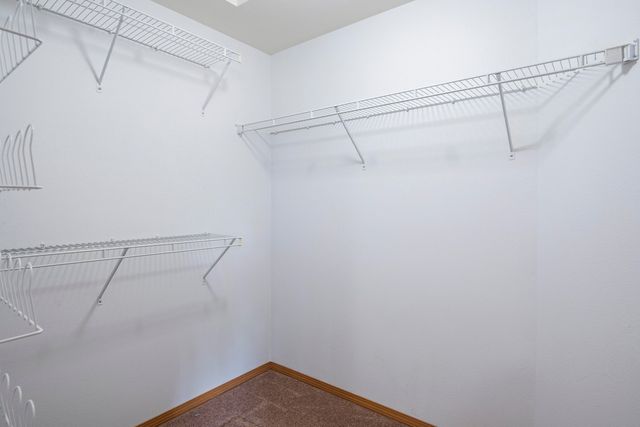 2350 NW Rimrock Loop, Redmond, OR 97756