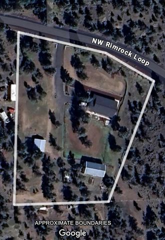 2350 NW Rimrock Loop, Redmond, OR 97756