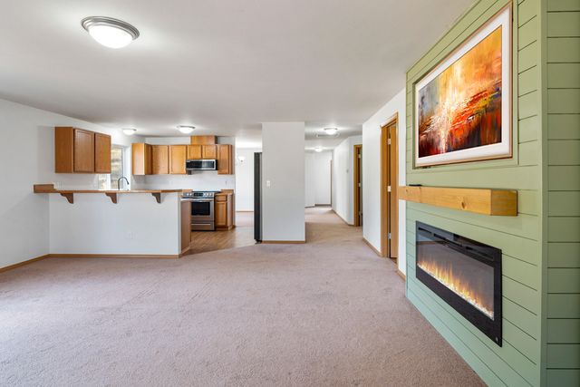 2350 NW Rimrock Loop, Redmond, OR 97756