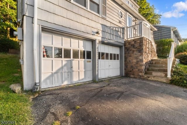 35 Summit Trl, Sparta Twp., NJ 07871