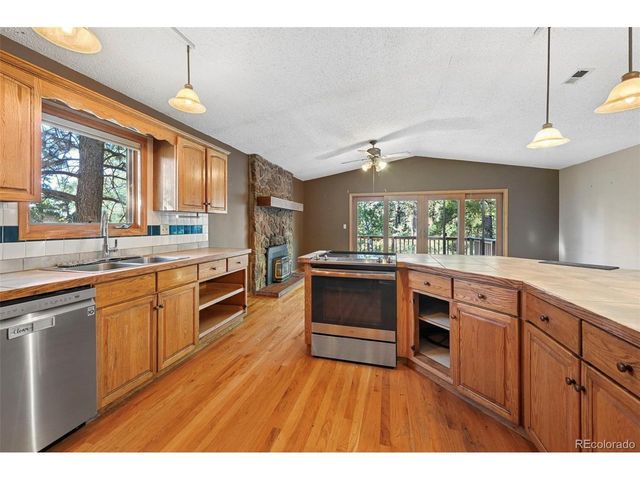 19280 Doewood Dr, Monument, CO 80132