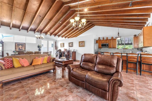 3285 SW 132nd Ave, Miami, FL 33175