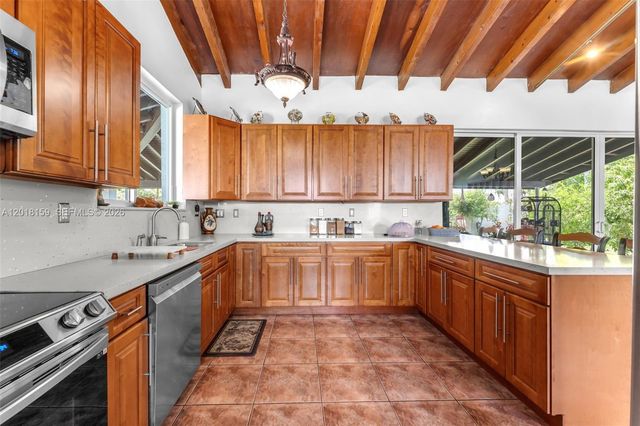 3285 SW 132nd Ave, Miami, FL 33175