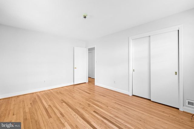 5901 1ST ST N, Arlington, VA 22203