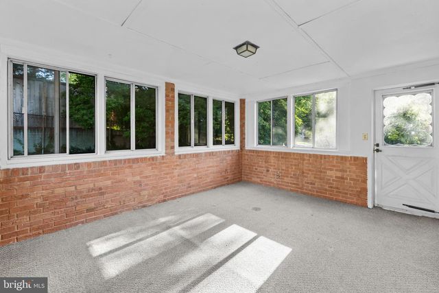 5901 1ST ST N, Arlington, VA 22203