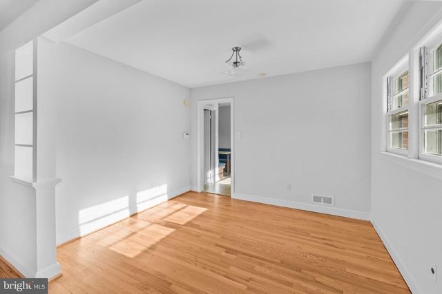5901 1ST ST N, Arlington, VA 22203