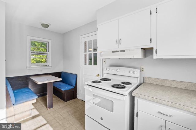 5901 1ST ST N, Arlington, VA 22203