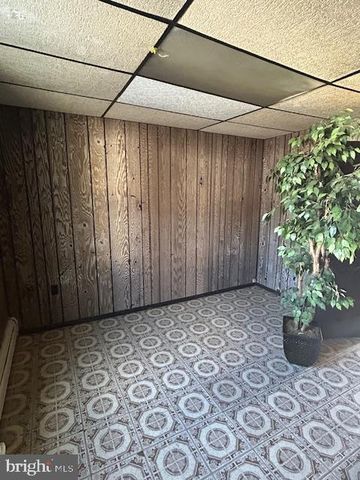 209 N MAIN ST, Yeagertown, PA 17099