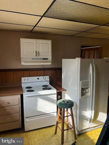 209 N MAIN ST, Yeagertown, PA 17099