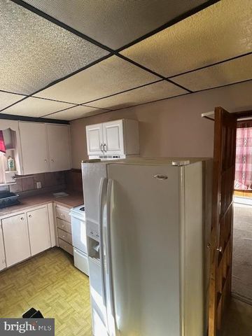 209 N MAIN ST, Yeagertown, PA 17099