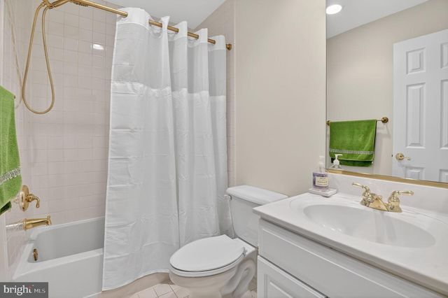 4015 MANSION DR NW, Washington, DC 20007