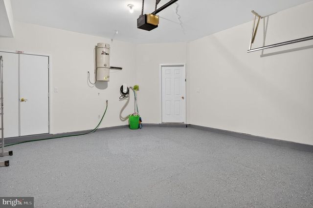 4015 MANSION DR NW, Washington, DC 20007