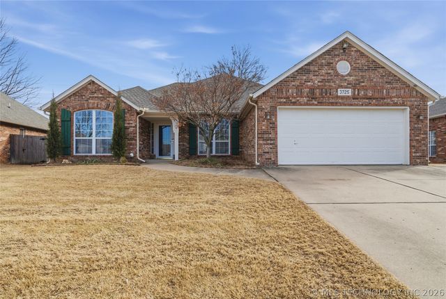 3725 W Detroit Street, Broken Arrow, OK 74012