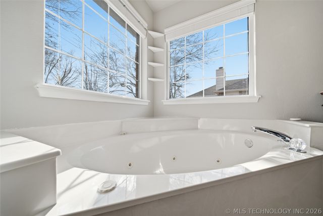 3725 W Detroit Street, Broken Arrow, OK 74012