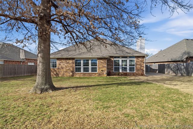 3725 W Detroit Street, Broken Arrow, OK 74012