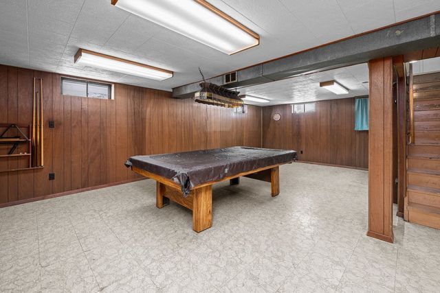 2924 Lincoln Avenue N, Davenport, IA 52804