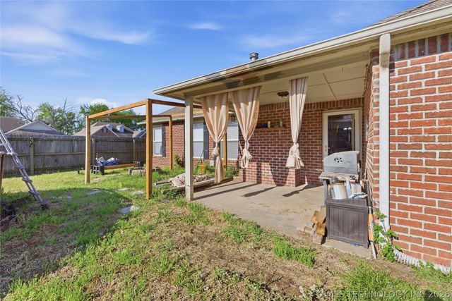 14619 S Maple Place, Glenpool, OK 74033