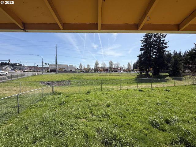 16117 Ne 87TH St, Vancouver, WA 98682