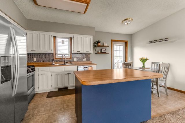5973 126th Street W, Apple Valley, MN 55124