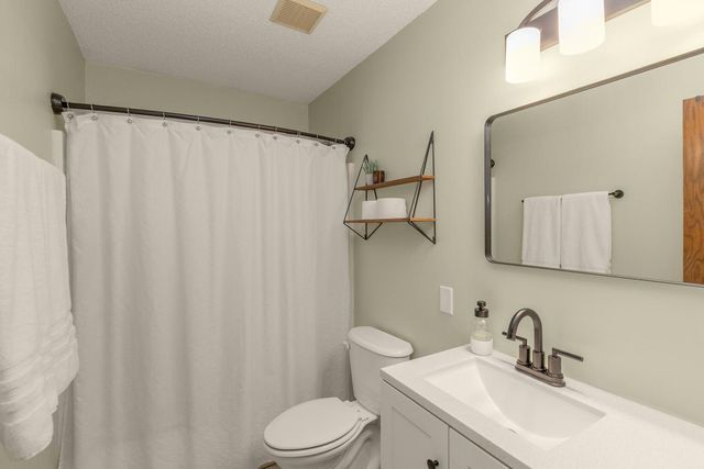 5973 126th Street W, Apple Valley, MN 55124