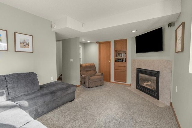 5973 126th Street W, Apple Valley, MN 55124