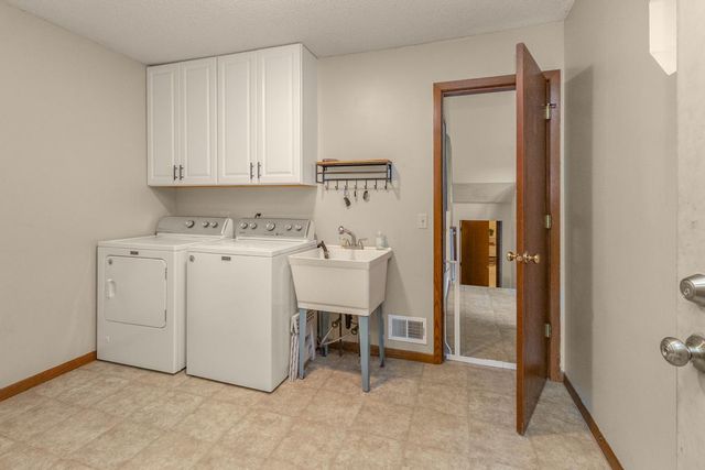 5973 126th Street W, Apple Valley, MN 55124