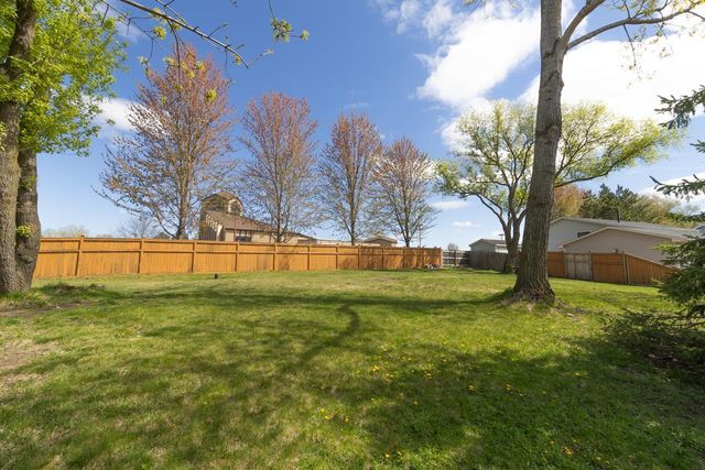 5973 126th Street W, Apple Valley, MN 55124