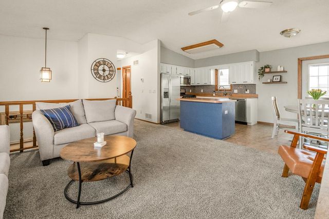 5973 126th Street W, Apple Valley, MN 55124
